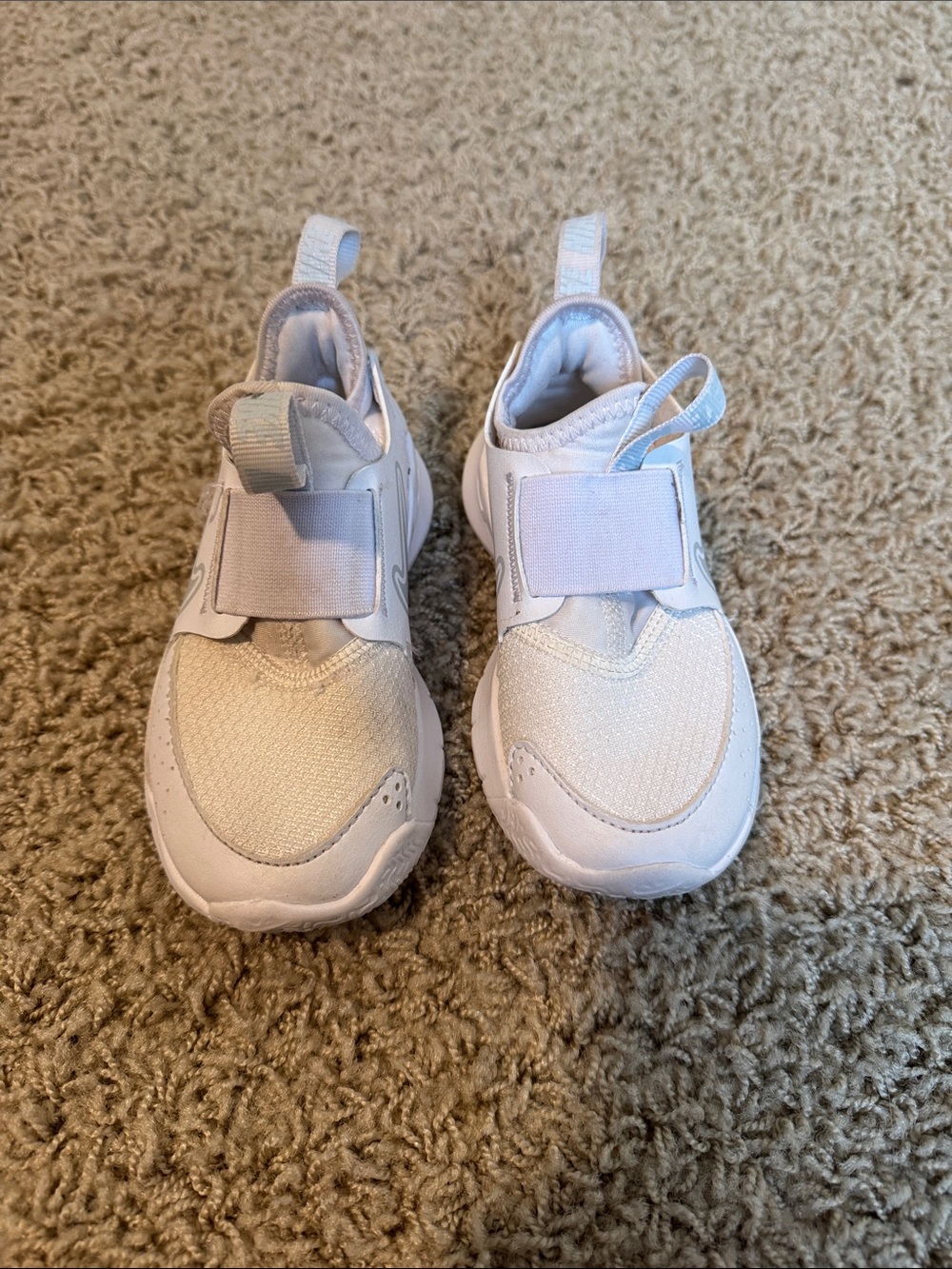 Toddler Nike Flex Runner 3 Slip-On Athletic Sneakers in white